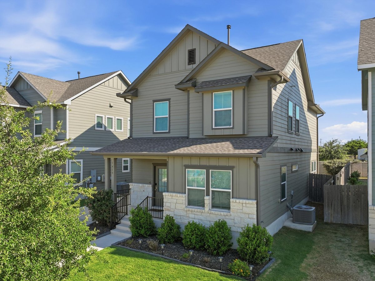 View 1613 Cobblecrest LN in Devine Lake 1613 Cobblecrest LN - front exterior - Luxury home in Devine Lake, Leander, TX