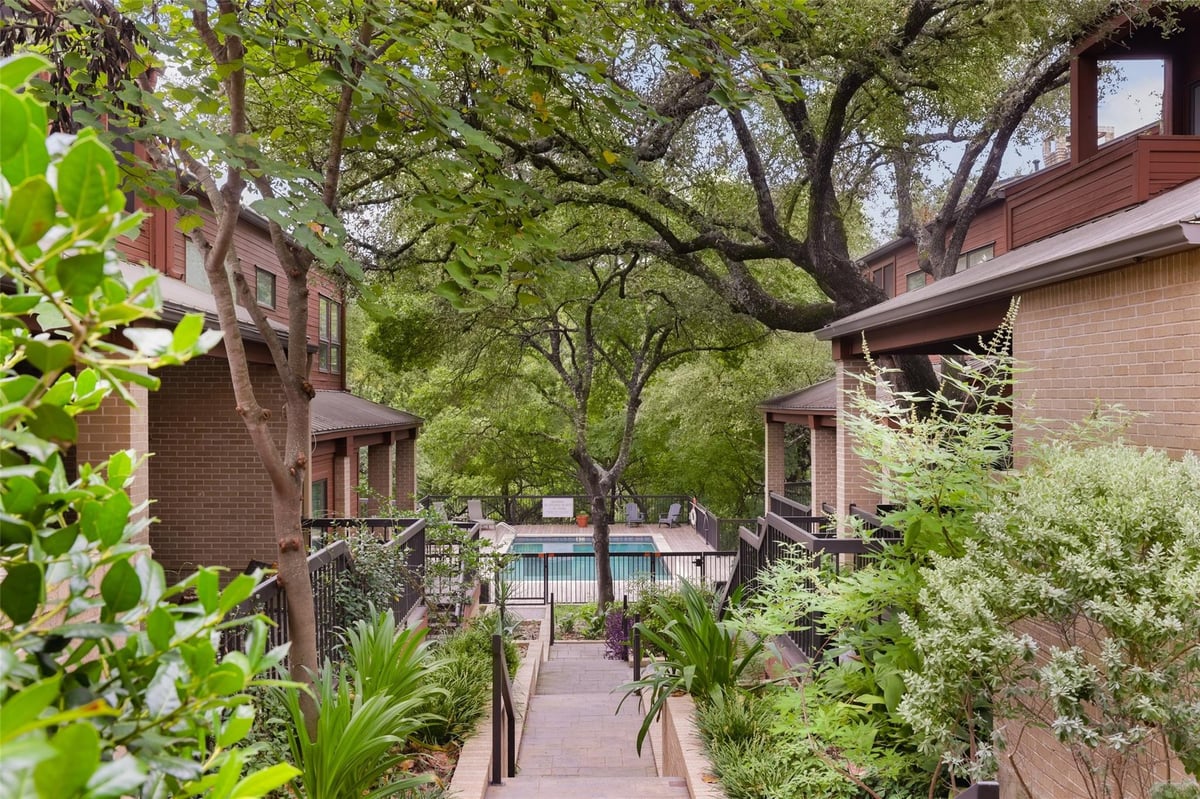 View 1615 SPYGLASS DR Unit #6 in Park 10 Condo Amd 1615 SPYGLASS DR Unit #6 - property photo 1 - Luxury home in Park 10 Condo Amd, Austin, TX