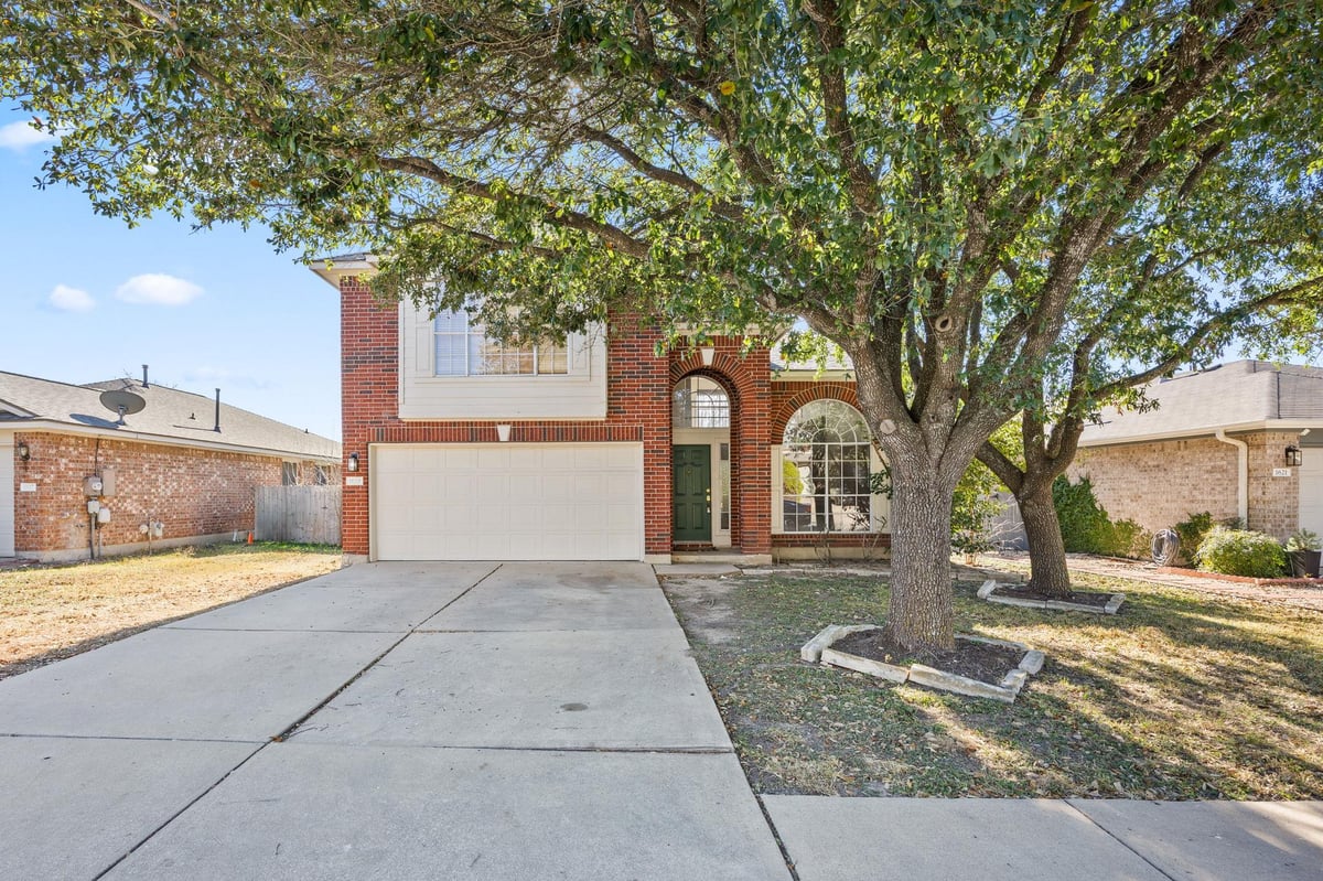 View 1619 Balmorhea Ln in Cambridge Heights Ph A Sec 03 1619 Balmorhea Ln - property photo 1 - Luxury home in Cambridge Heights Ph A Sec 03, Round Rock, TX