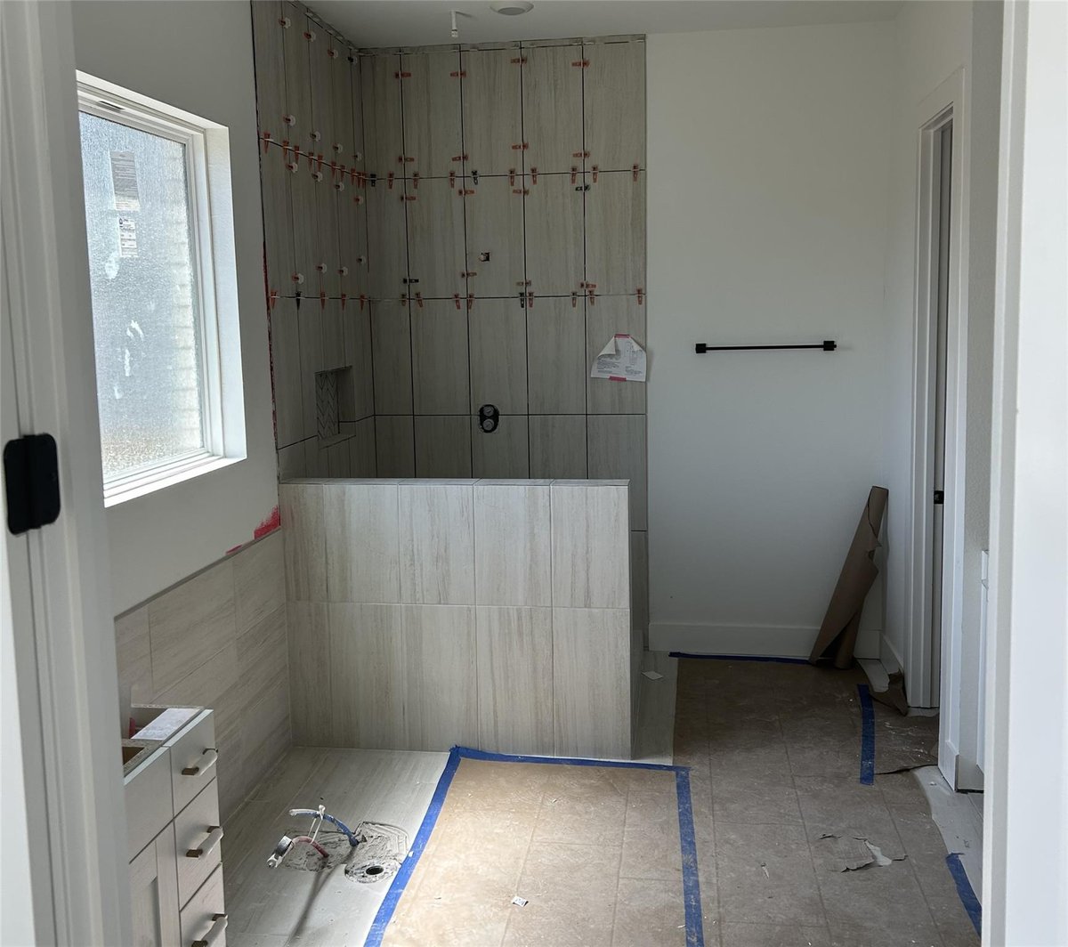 Bathroom at 162 Lily Pad Ln - 5 bed 4 bath home