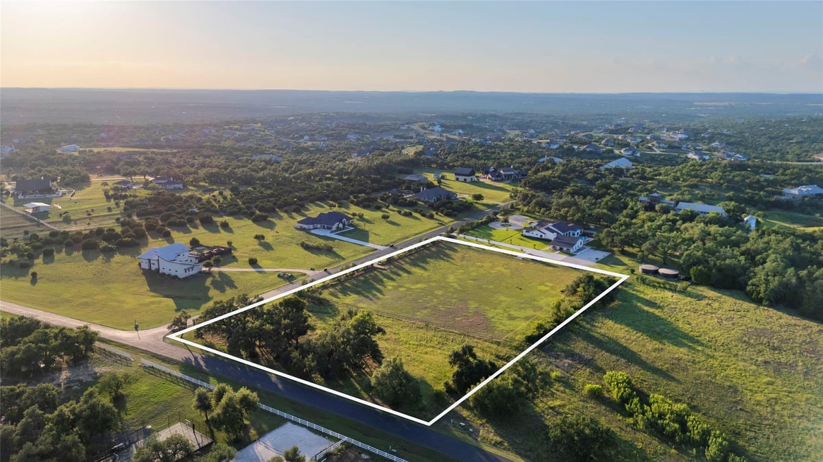 162 Winning Colors - front exterior - Luxury lot in Key Ranch At The Polo Club, Austin, TX