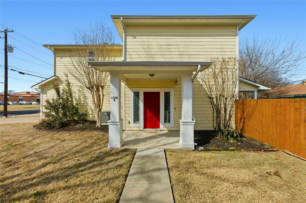 View 1620 Haskell ST Unit #B in Payne & Wiley 1620 Haskell ST Unit #B - property photo 1 - Luxury home in Payne & Wiley, Austin, TX
