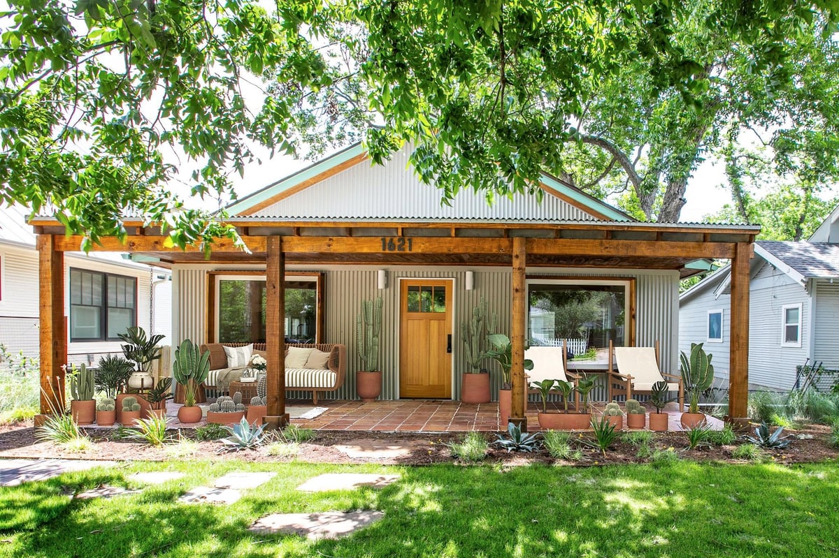 View 1621 Garden ST Unit #A in Riverside 1621 Garden ST Unit #A - front exterior - Luxury home in Riverside, Austin, TX