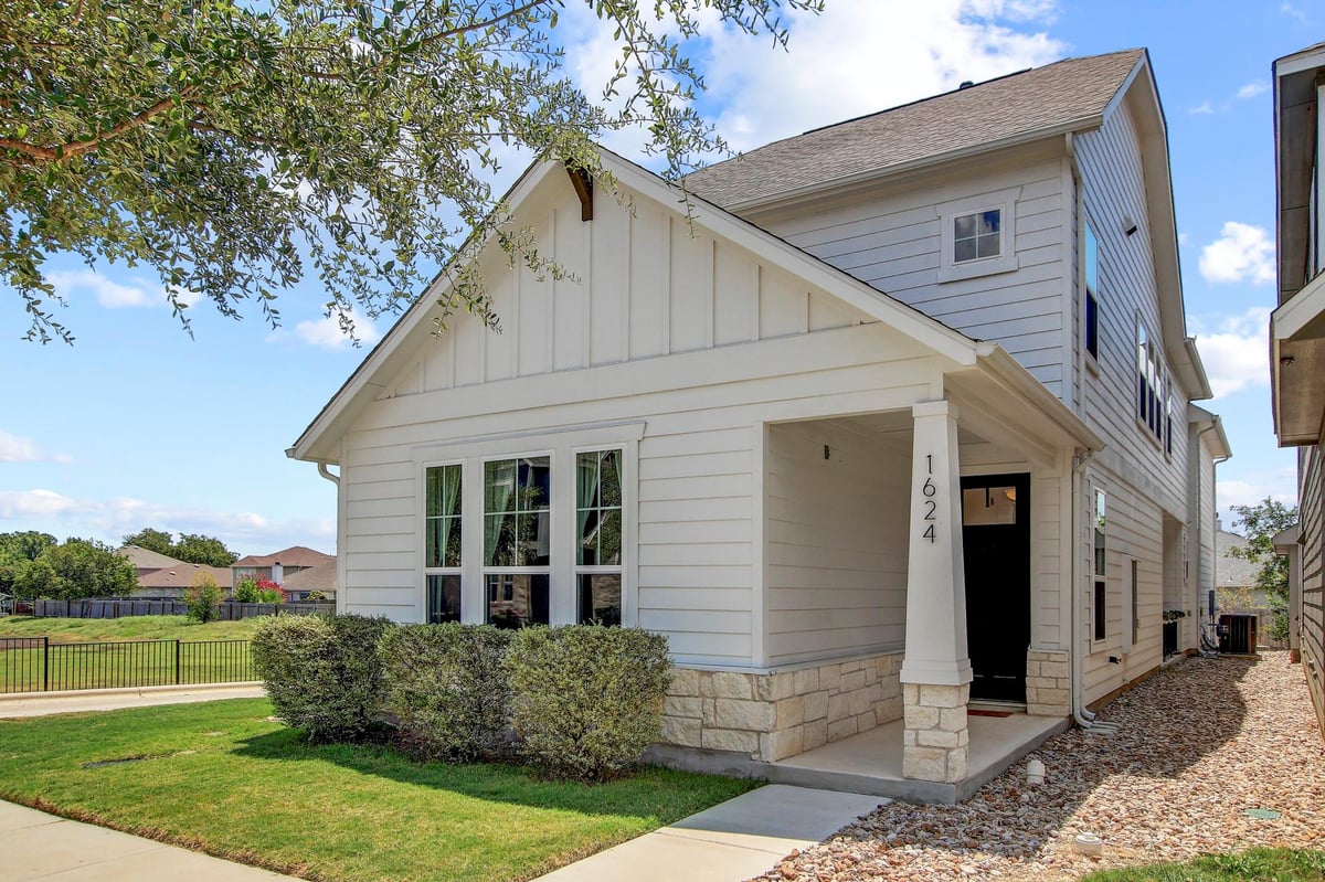 1624 Coral Sunrise TRL - property photo 1 - Luxury home in Retreat at Hero Way, Leander, TX