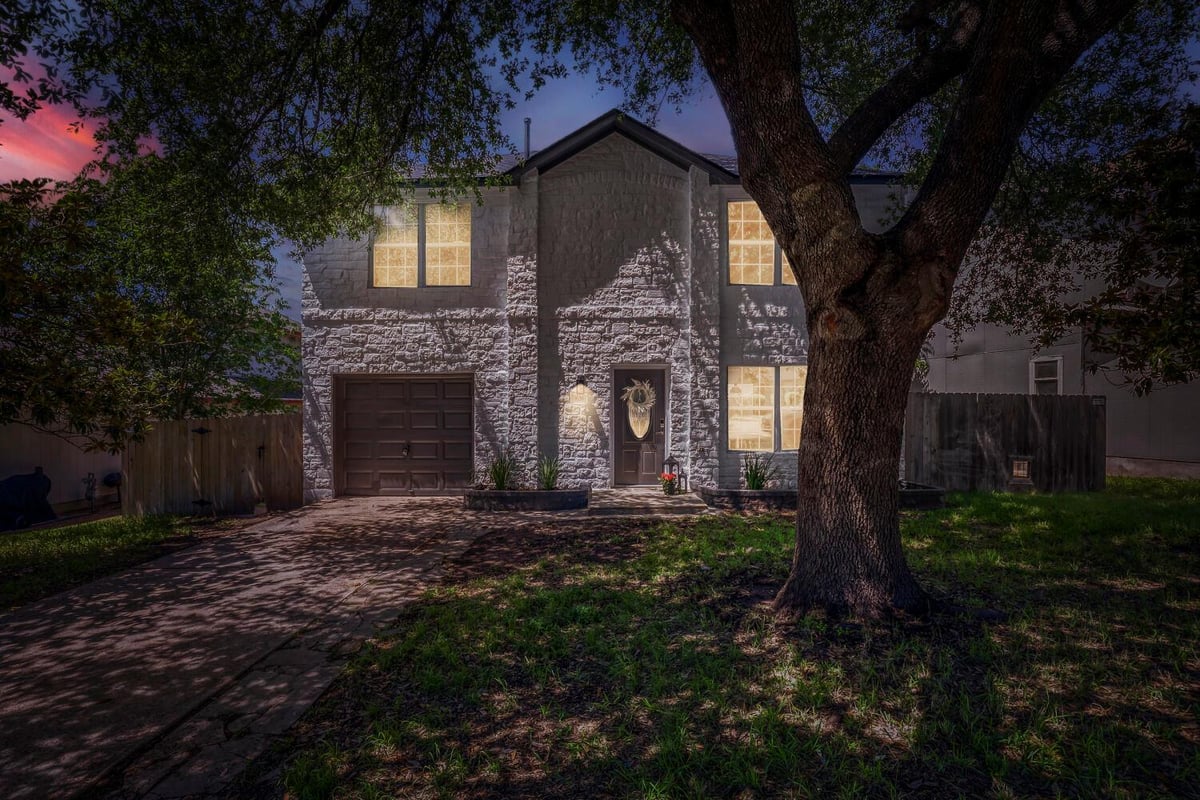 1626 Parkfield CIR - front exterior - Luxury home in Windy Park Sec 2, Round Rock, TX