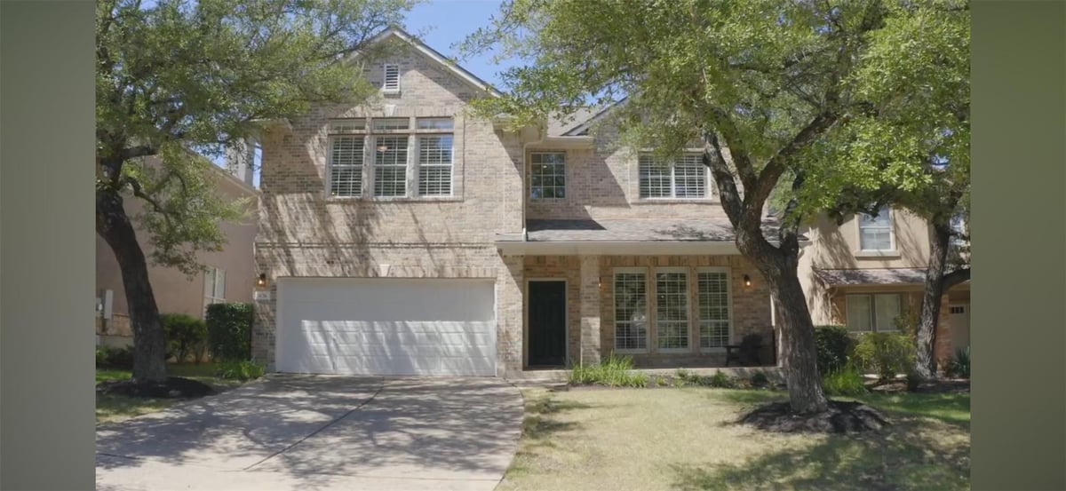 View 1626 Sundown DR in Lake Pointe Sec 03 Ph 03 1626 Sundown DR - property photo 1 - Luxury home in Lake Pointe Sec 03 Ph 03, Austin, TX
