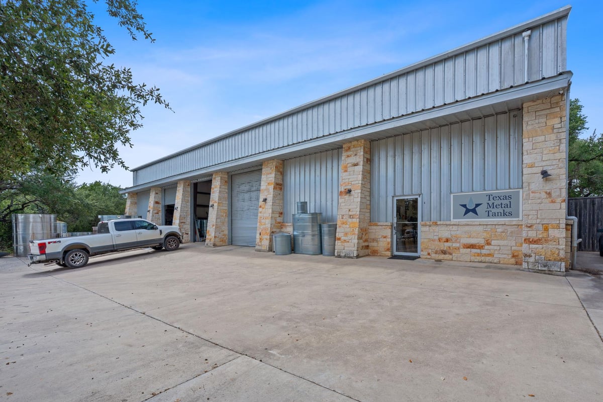 Bathroom at 16299 Fitzhugh Rd Unit #E - Silver Creek Bus Park, Dripping Springs, TX