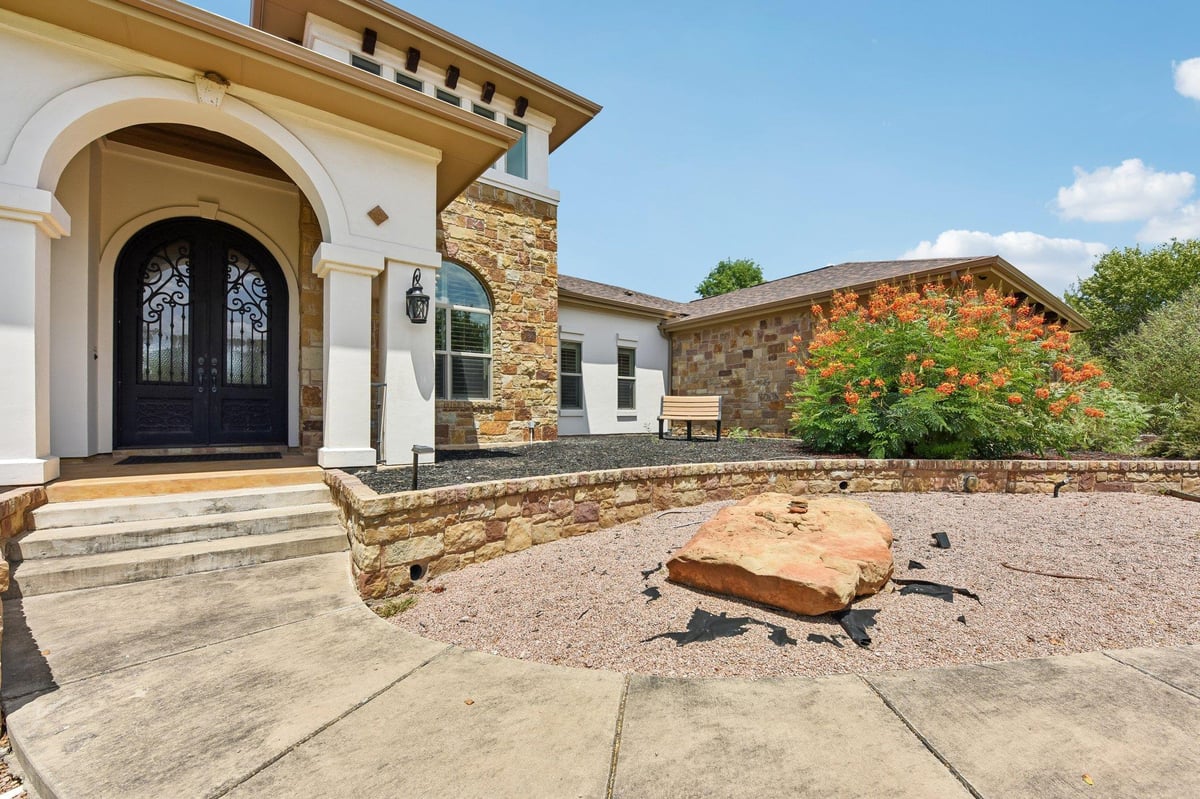 163 Powder Horn RD - property photo 1 - Luxury home in The Colony Sec Two, Bastrop, TX