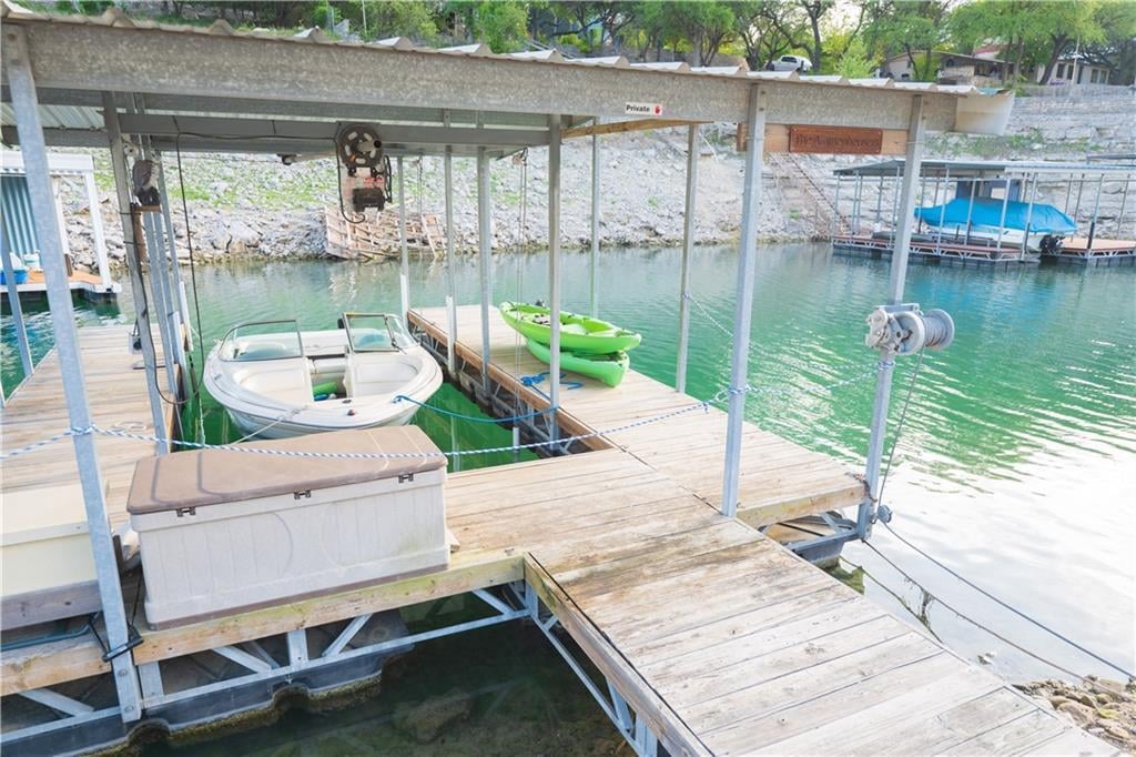 View 16308 Lake Loop in Buffalo Gap 16308 Lake Loop - front exterior - Luxury home in Buffalo Gap, Austin, TX