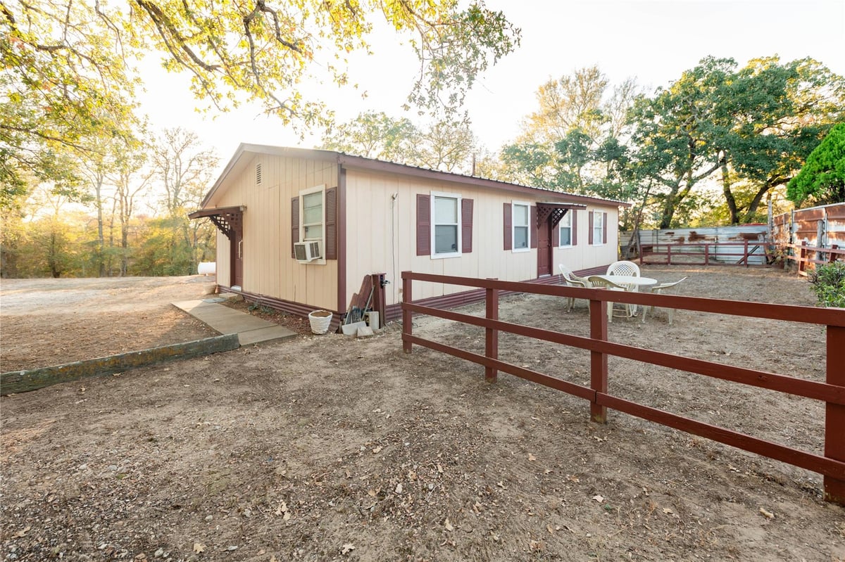 View 164 Josie Ln in French, Samuel 164 Josie Ln - property photo 1 - Luxury home in French, Samuel, Bastrop, TX