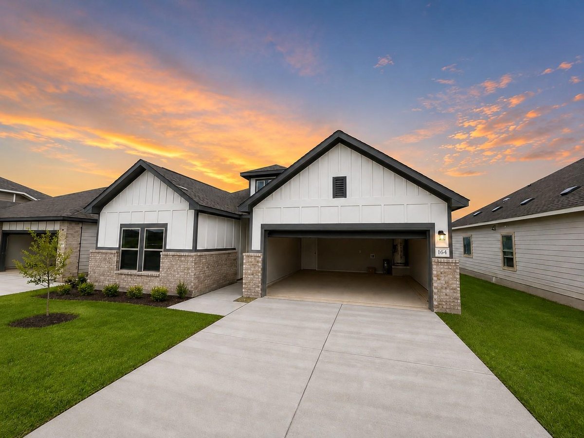 View 164 Wind Hill in Eastern Wells 164 Wind Hill - front exterior - Luxury home in Eastern Wells, Jarrell, TX