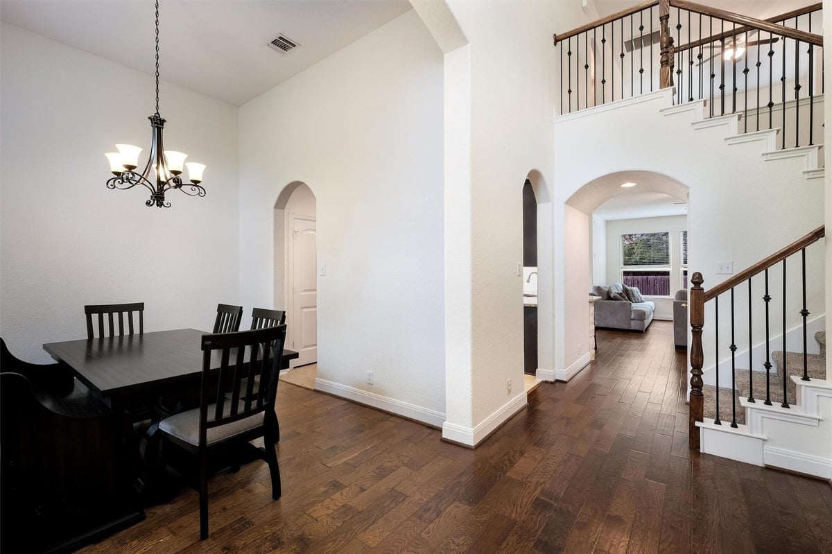 Primary bedroom at 1648 Sun Ledge Way - 5 bed 3 bath home