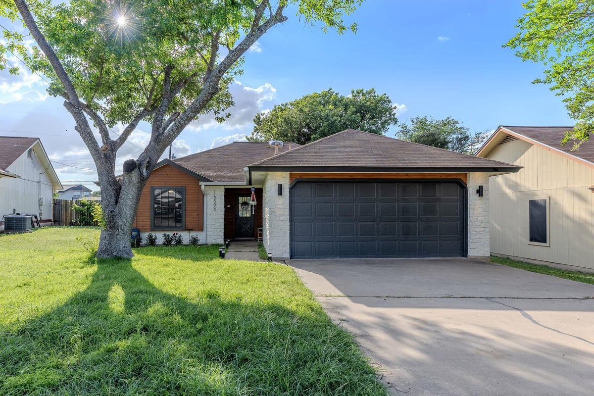 View 16506 Colwyn Bay CV in Windermere Ph D 16506 Colwyn Bay CV - front exterior - Luxury home in Windermere Ph D, Pflugerville, TX