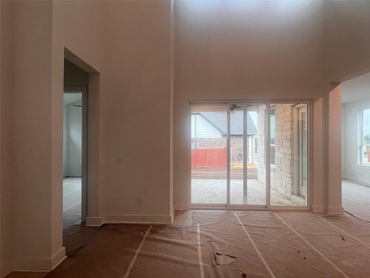 Bathroom at 1660 Cardinal Ln - 4 bed 3 bath home