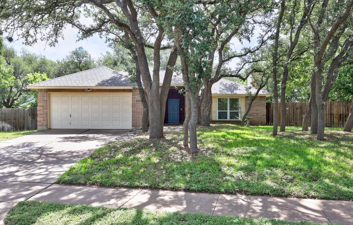 View 16605 Black Kettle DR in Block House Creek Ph E Sec 608A 16605 Black Kettle DR - front exterior - Luxury home in Block House Creek Ph E Sec 608A, Leander, TX
