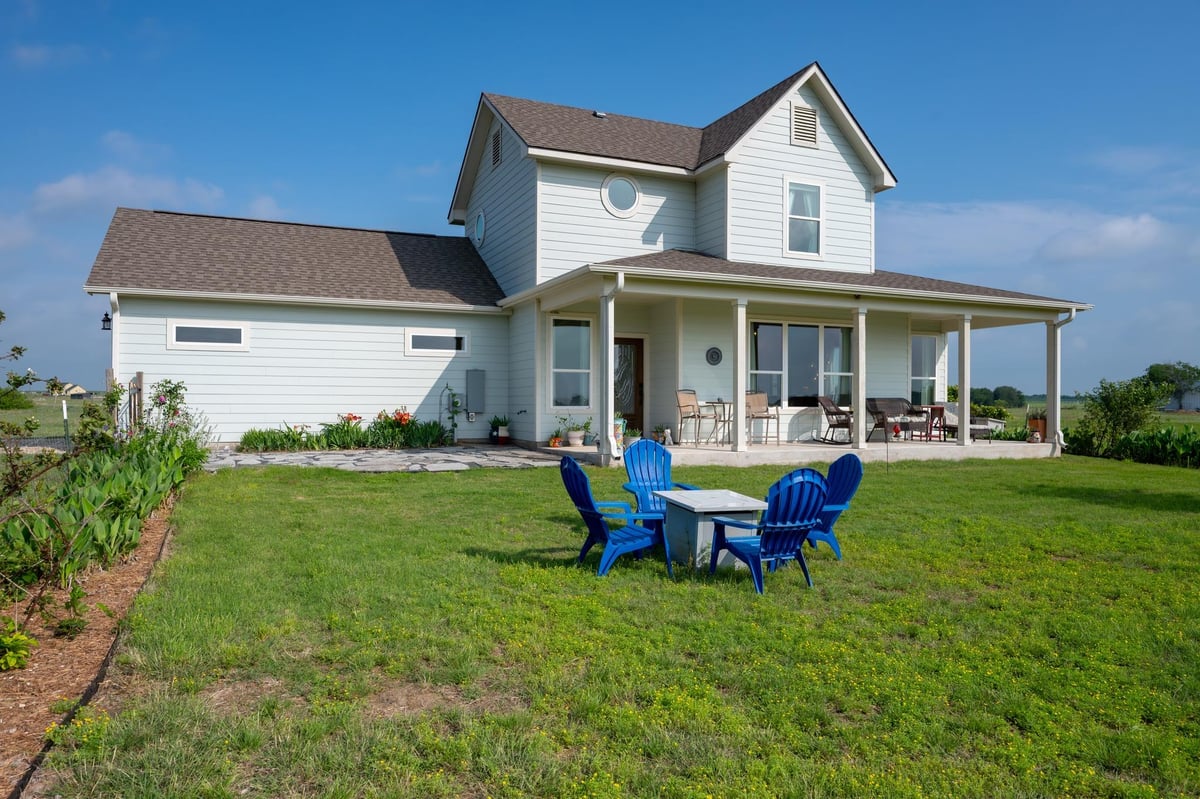 View 1662 County Road 465 in Bisset R Sur 1662 County Road 465 - front exterior - Luxury home in Bisset R Sur, Coupland, TX