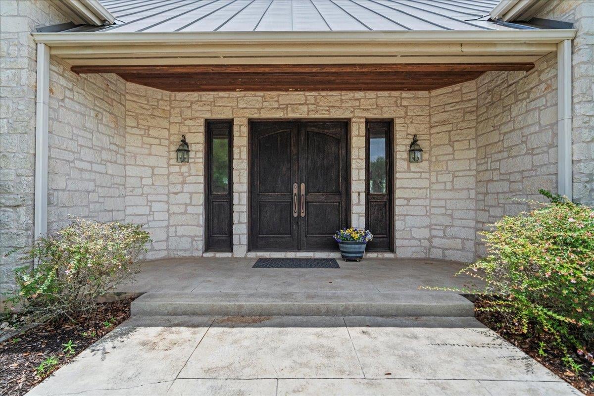 Bathroom at 167 Wimberley Ranch Dr - 3 bed 3 bath home
