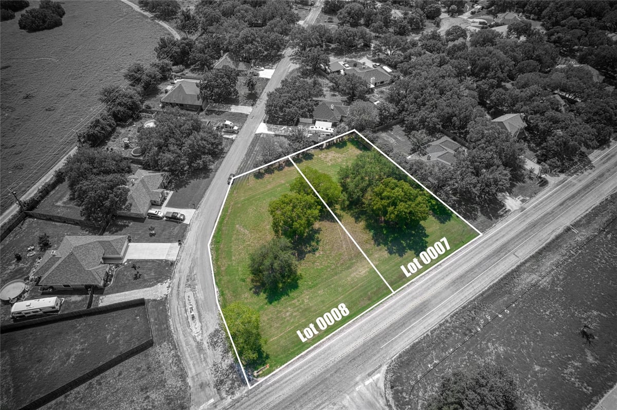 View 1670 Fm 1670 WHISPER TRAIL Rd in Whispering Woods 1670 Fm 1670 WHISPER TRAIL Rd - front exterior - Luxury lot in Whispering Woods, Belton, TX