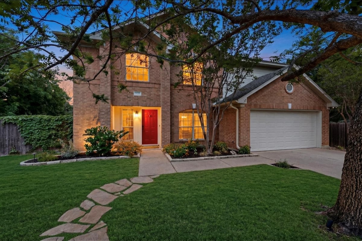 View 16704 Shipshaw River Cv in Block House Creek Ph E Sec 612 16704 Shipshaw River Cv - front exterior - Luxury home in Block House Creek Ph E Sec 612, Leander, TX