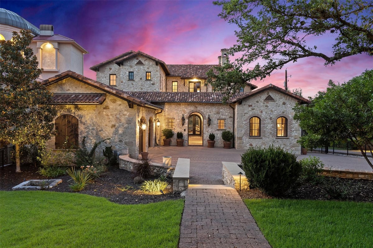 View 16714 Forest WAY in Hudson Bend Colony 01 Resub 16714 Forest WAY - front exterior - Luxury home in Hudson Bend Colony 01 Resub, Austin, TX