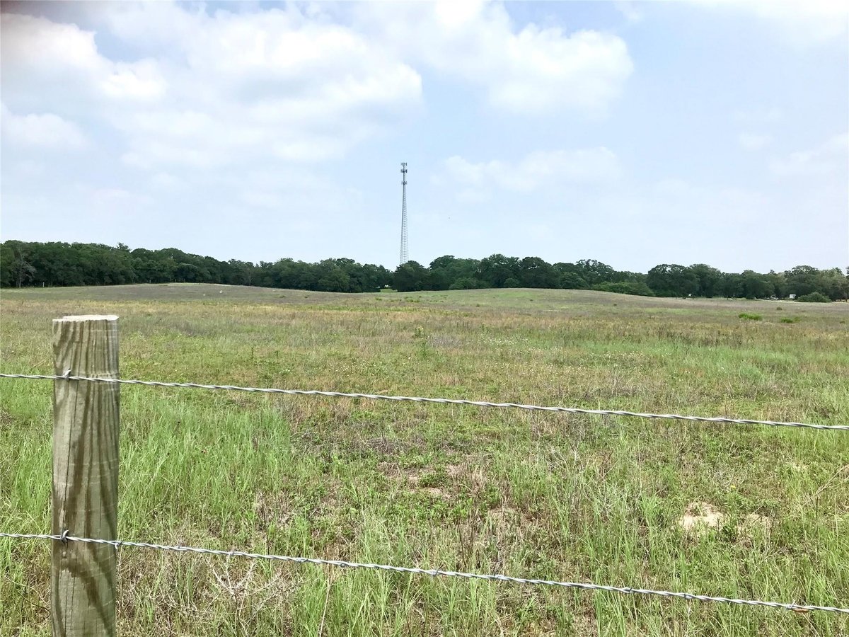 View 1672 Tract 3 Sayers RD in N/a 1672 Tract 3 Sayers RD - property photo 1 - Luxury lot in N/a, Bastrop, TX