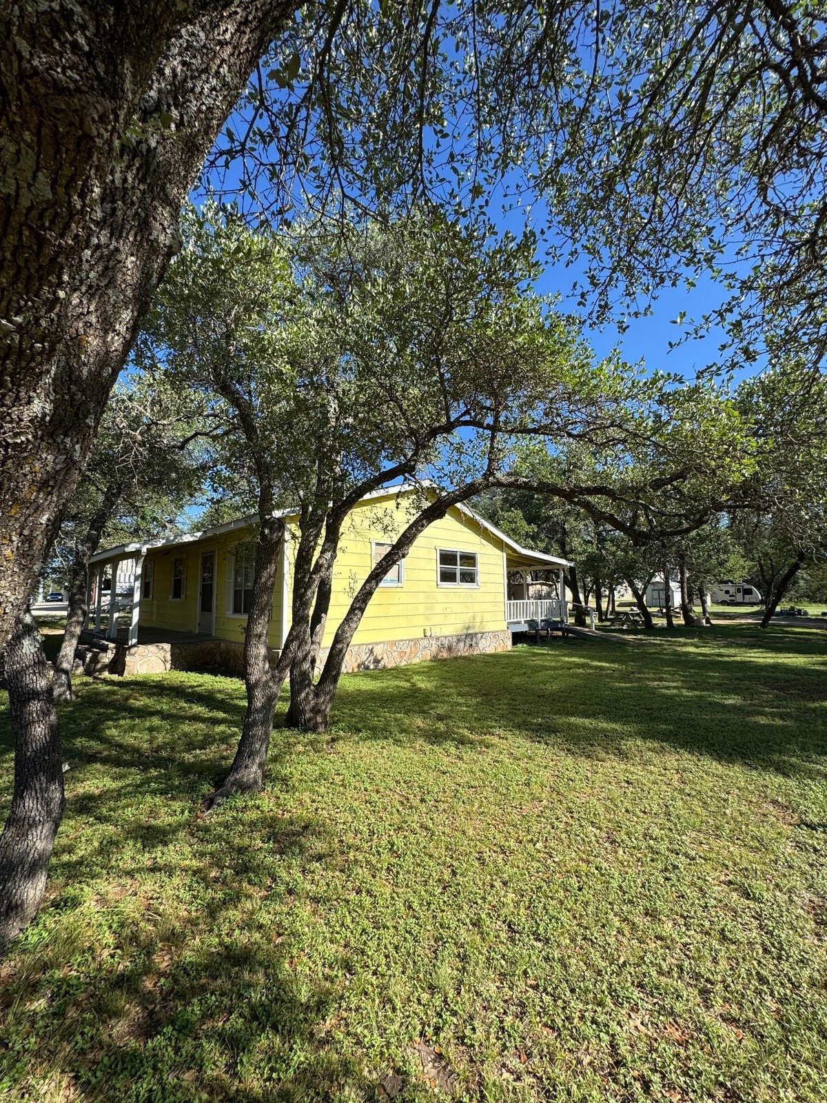 Kitchen at 16804 Fitzhugh Rd - Wildwood Hills Sec 1, Dripping Springs, TX