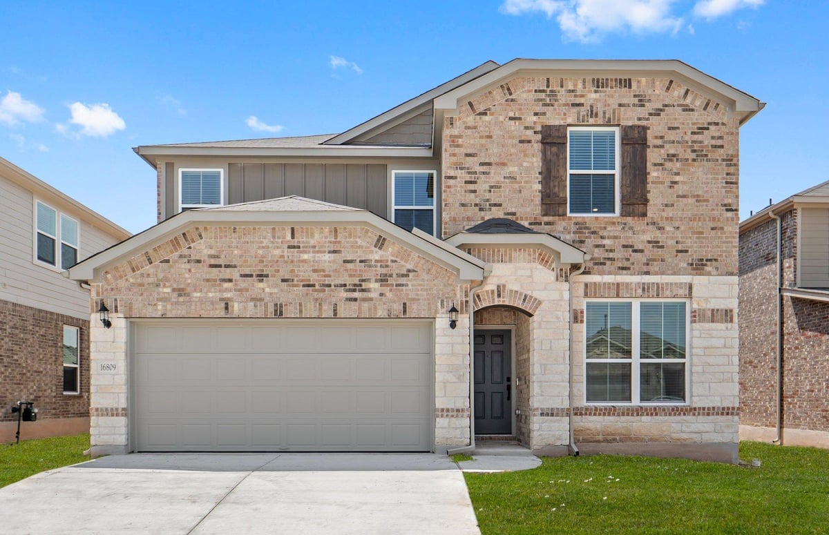 16809 Bustillos PASS - front exterior - Luxury home in Lagos, Manor, TX