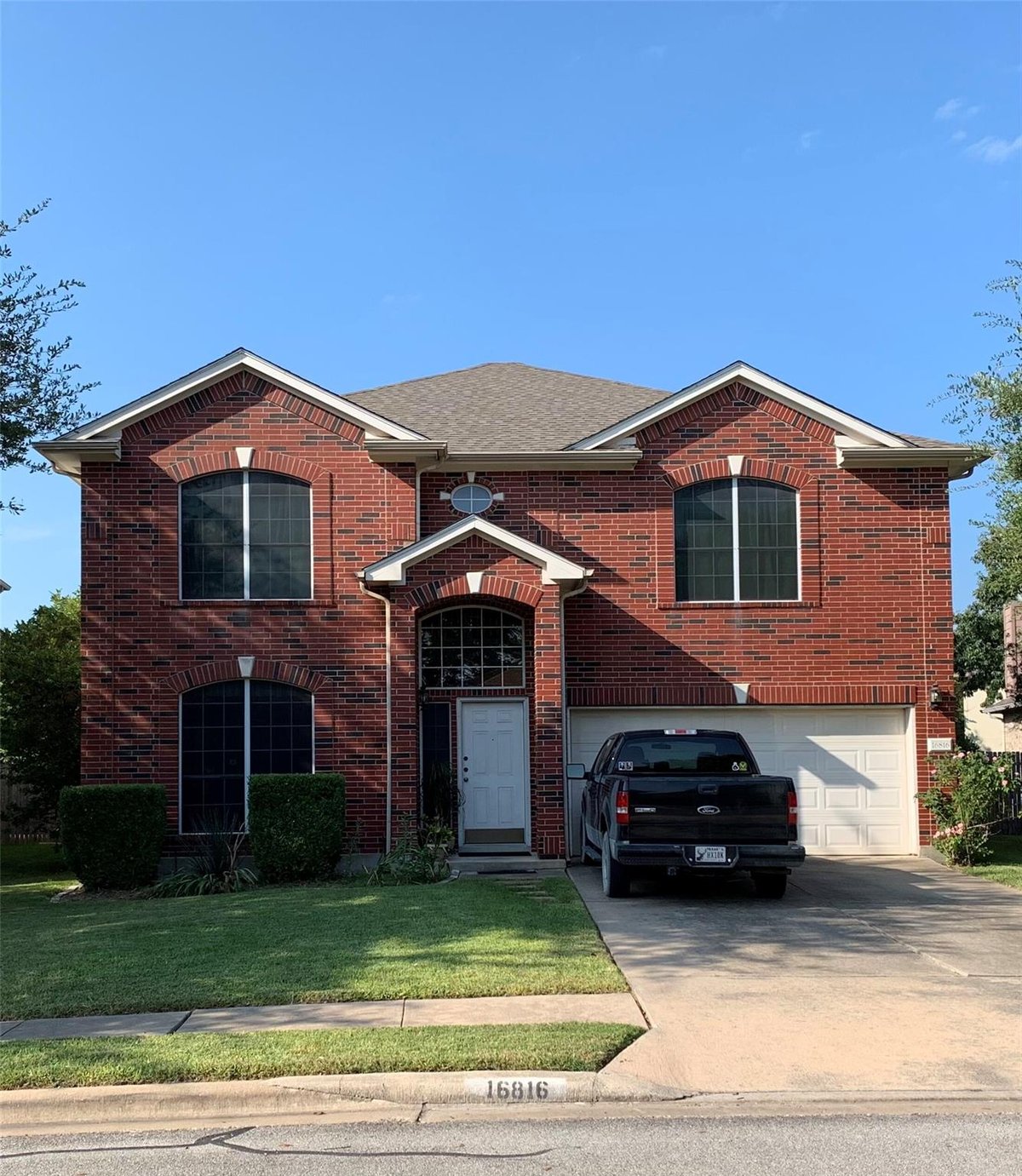 View 16816 Cranston DR in Springbrook Centre Ph B Sec 02 16816 Cranston DR - front exterior - Luxury home in Springbrook Centre Ph B Sec 02, Round Rock, TX