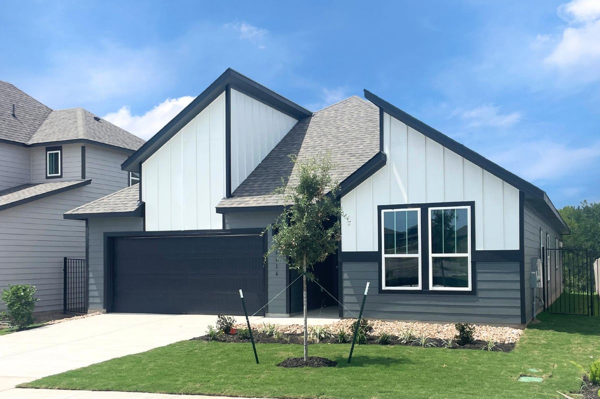 16816 Wind Chime DR - front exterior - Luxury home in Whisper Valley Ph III, Manor, TX