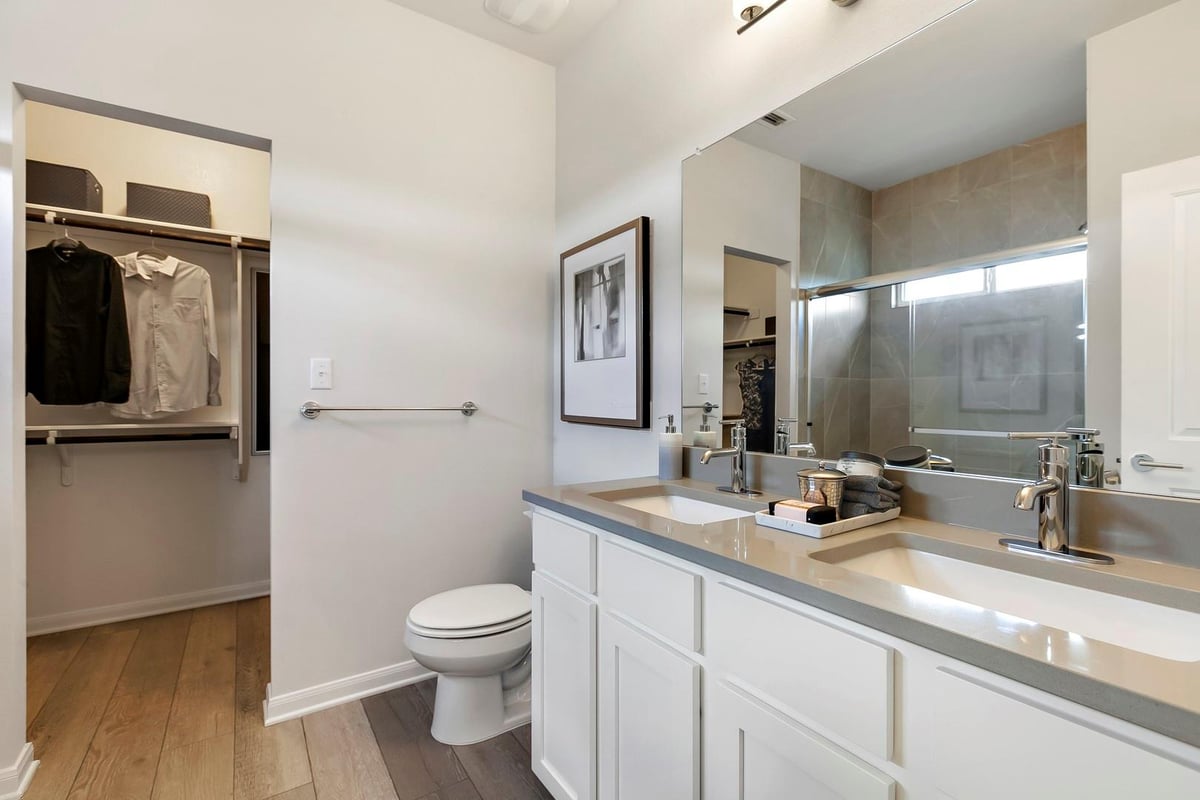 Primary bedroom at 169 Bosque Dr - 3 bed 3 bath home