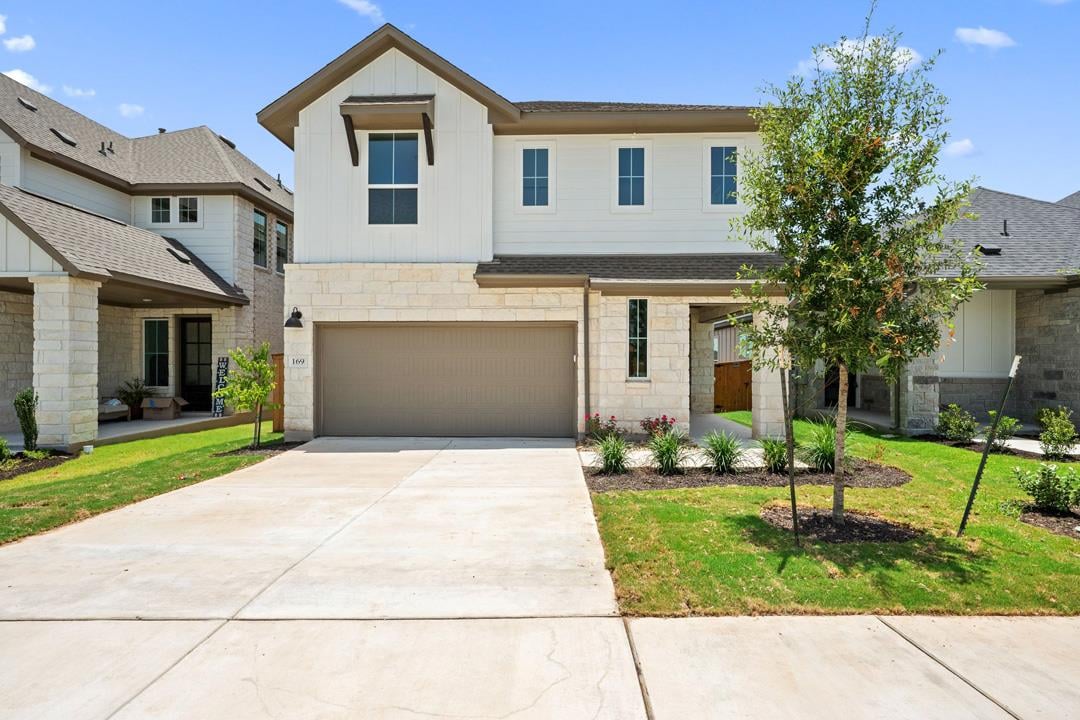 View 169 Grayson Elm Pass in Heritage 169 Grayson Elm Pass - front exterior - Luxury home in Heritage, Dripping Springs, TX