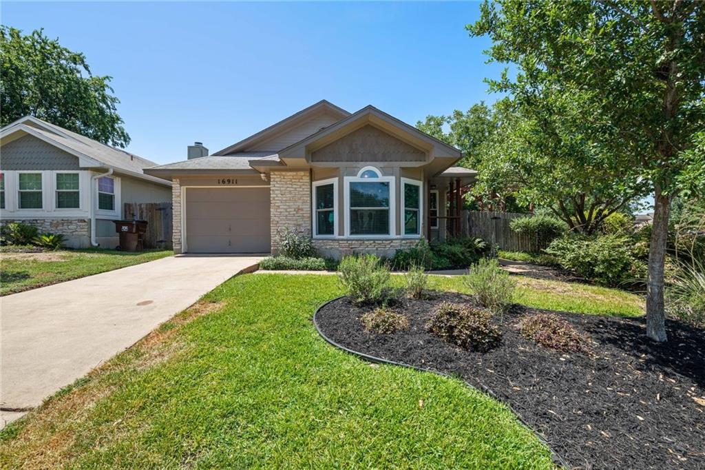 View 16911 Village Oak Loop in Brushy Creek Village 16911 Village Oak Loop - front exterior - Luxury home in Brushy Creek Village, Austin, TX