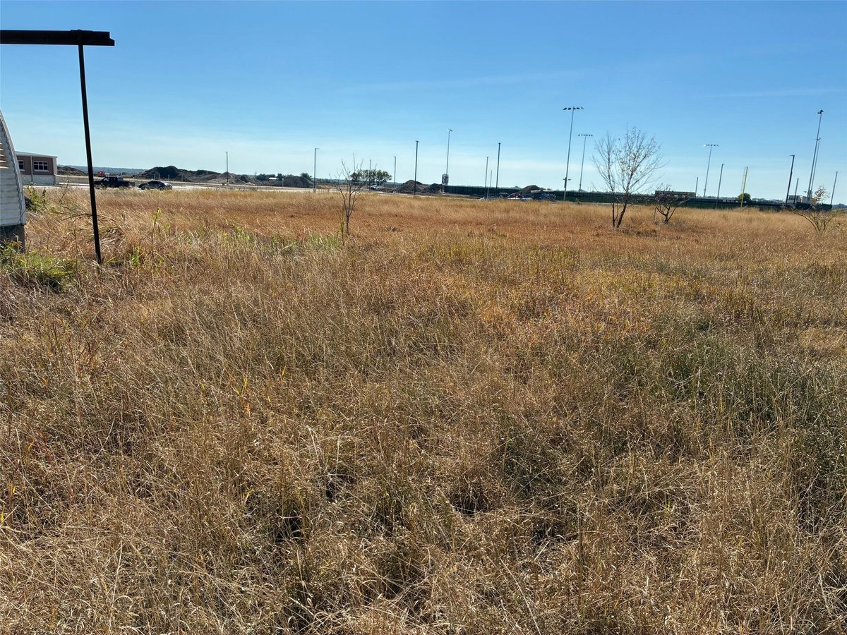 Primary bedroom at 16950 Fm 971 - Granger rural, Granger, TX