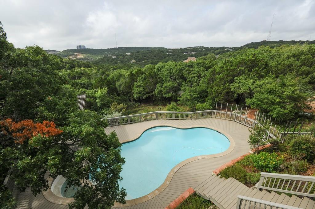 View 17 Rob Roy Rd in Rob Roy 17 Rob Roy Rd - front exterior - Luxury home in Rob Roy, Austin, TX