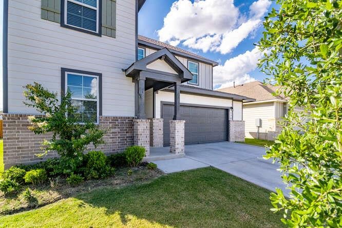 Primary bedroom at 170 Corral Cv - 4 bed 3 bath home