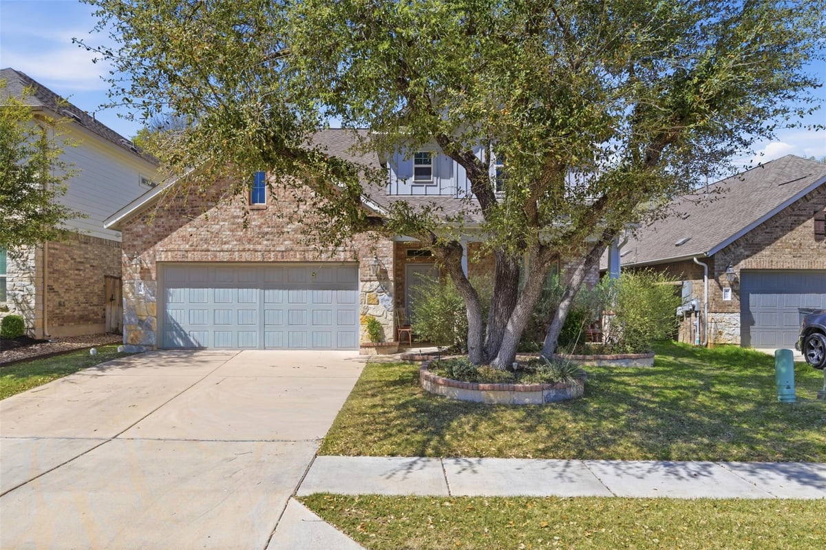 View 170 Rosling DR in White Oak Preserve Sec Two 170 Rosling DR - property photo 1 - Luxury home in White Oak Preserve Sec Two, Buda, TX