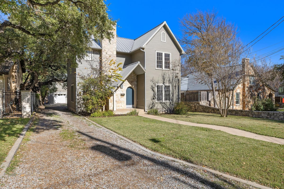 View 1700 Juliet ST in Barton Heights 1700 Juliet ST - front exterior - Luxury home in Barton Heights, Austin, TX