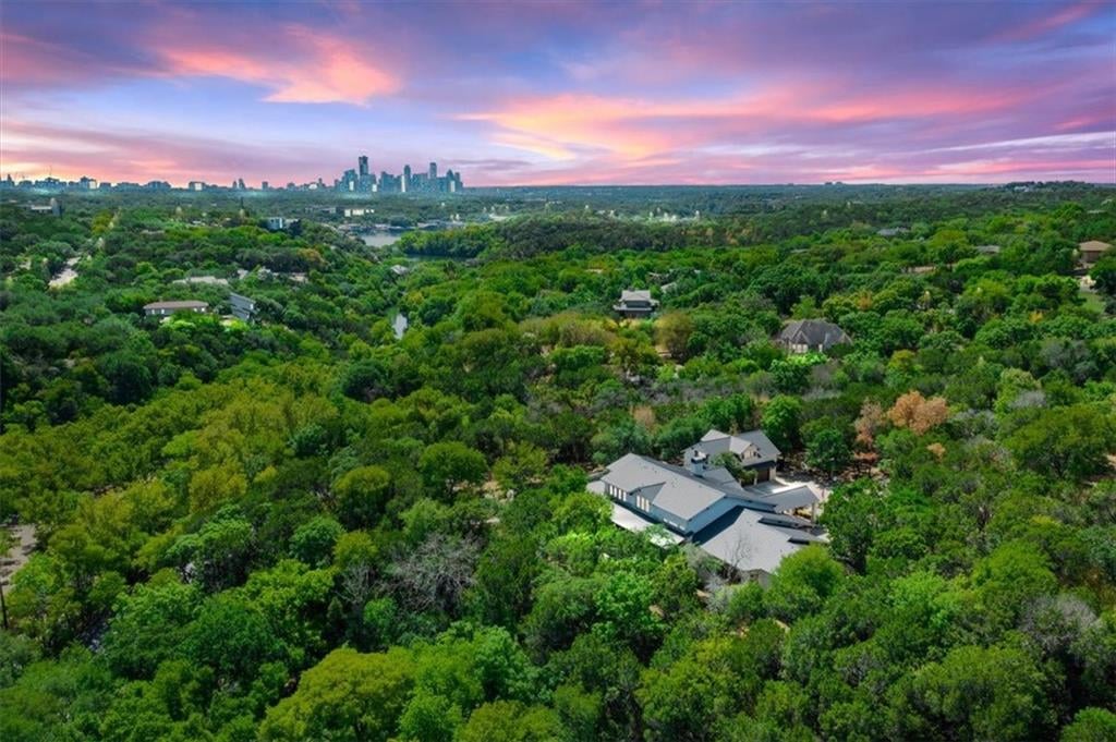 View 1700 Westlake Dr in Johnson B 1700 Westlake Dr - front exterior - Luxury home in Johnson B, West Lake Hills, TX