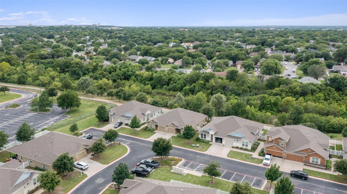 View 1701 Logan DR Unit #38 in Turtle Crk Village Condos Bldg 27 1701 Logan DR Unit #38 - front exterior - Luxury home in Turtle Crk Village Condos Bldg 27, Round Rock, TX