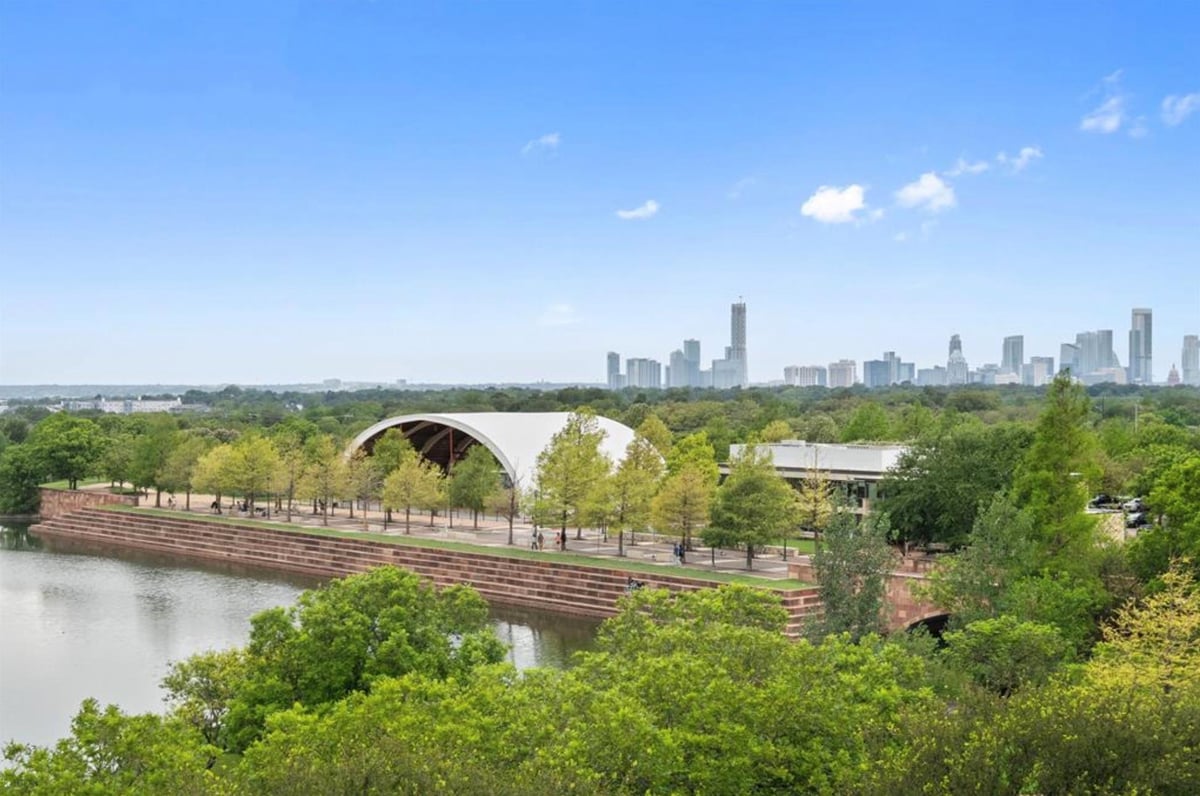 View 1701 Simond Ave Unit #208 in Parkside/Mueller Condos 1701 Simond Ave Unit #208 - front exterior - Luxury home in Parkside/Mueller Condos, Austin, TX