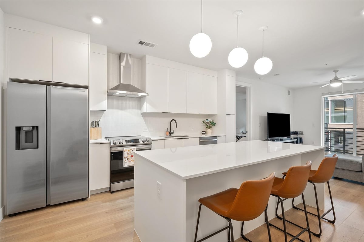 1701 Simond Ave Unit #305 - front exterior - Luxury home in Parkside/Mueller Condos, Austin, TX