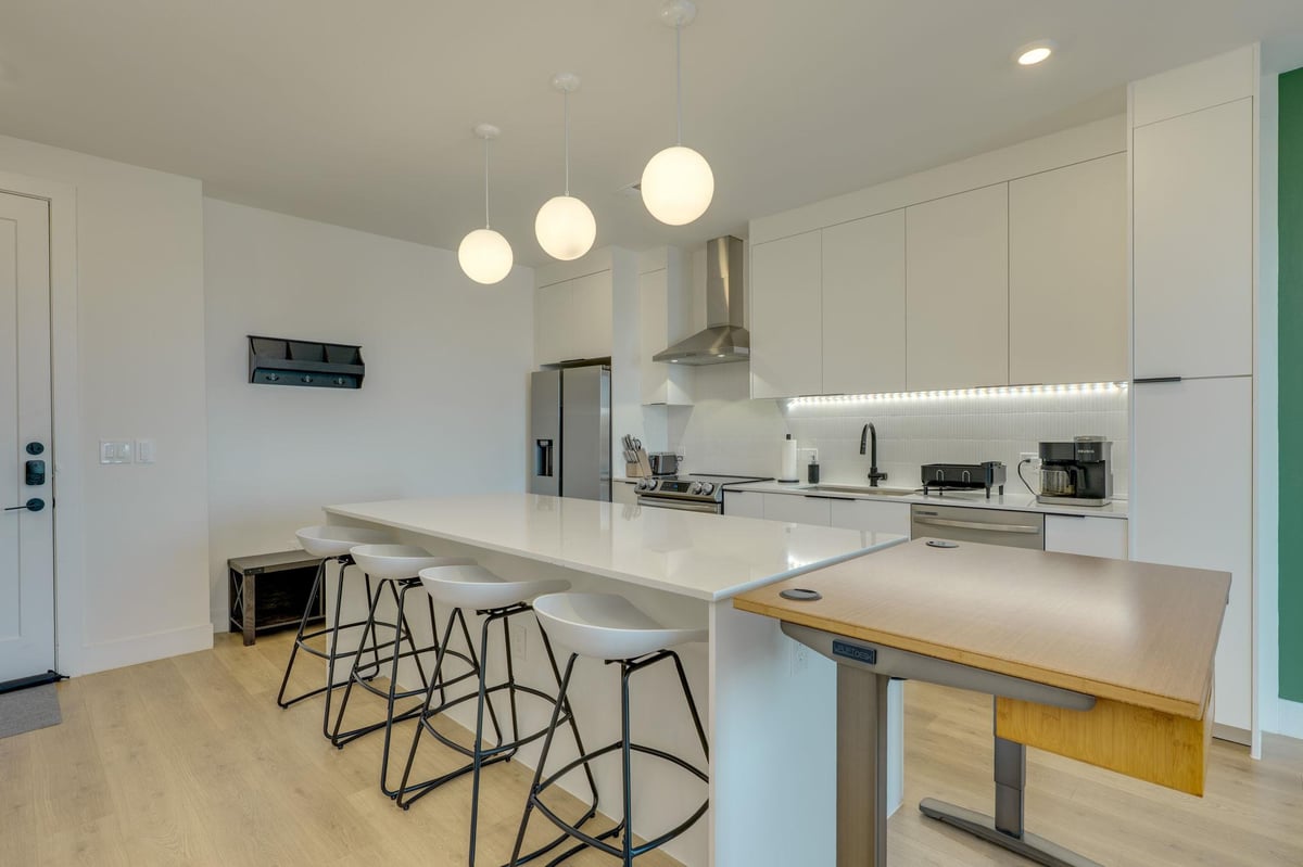 Primary bedroom at 1701 Simond Ave Unit #618 - 2 bed 2 bath home