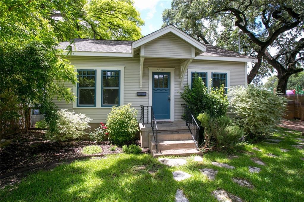 View 1702 Briar St in Monroe Heights 1702 Briar St - front exterior - Luxury home in Monroe Heights, Austin, TX