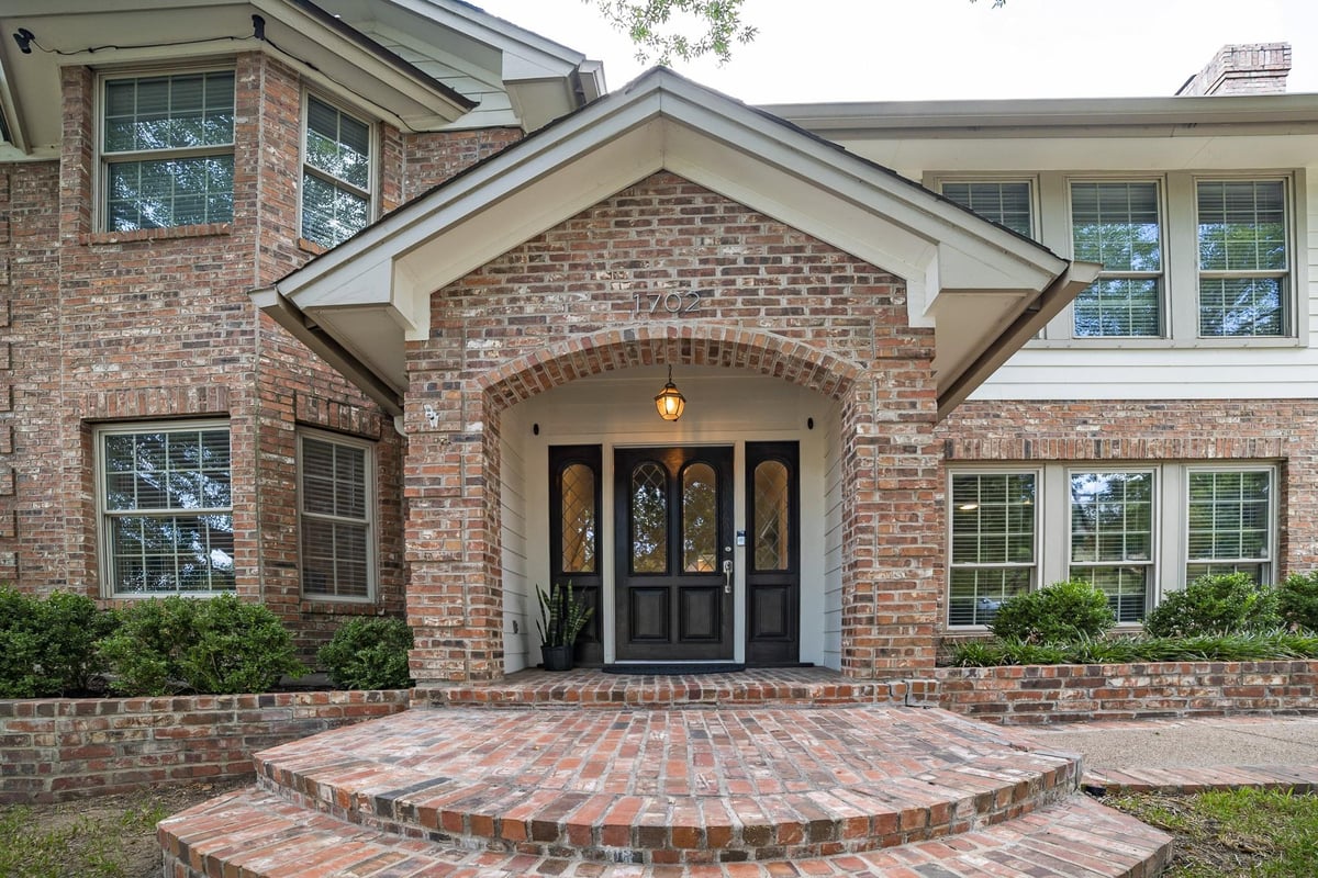 View 1702 Crested Butte Dr in Beecave Woods Sec 04 1702 Crested Butte Dr - front exterior - Luxury home in Beecave Woods Sec 04, Austin, TX