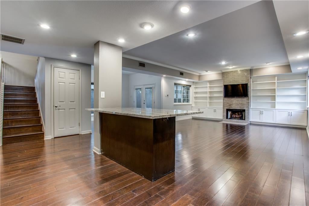 View 1702 Newning Ave Unit #B in Villas Travis Heights Condo 1702 Newning Ave Unit #B - front exterior - Luxury home in Villas Travis Heights Condo, Austin, TX