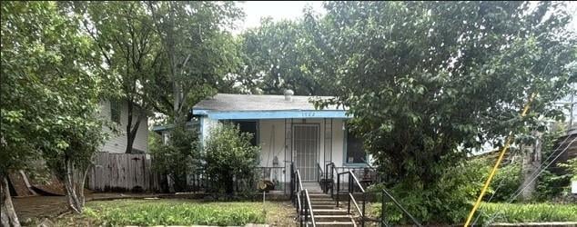 Primary bedroom at 1702 Perez St - 2 bed 2 bath home