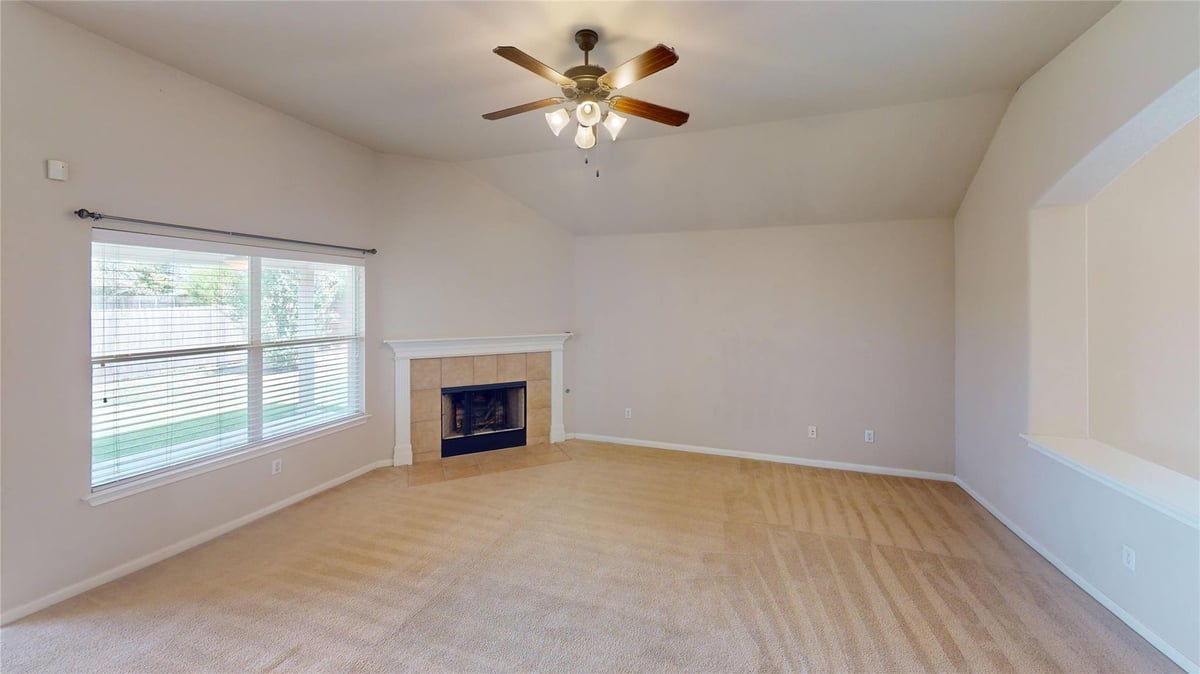 Kitchen at 1703  Oakland Dr - 4 bed 2 bath home
