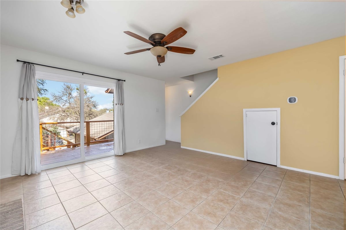 Living area at 1703 Waterloo Trl Unit #B - 2 bed 1 bath home