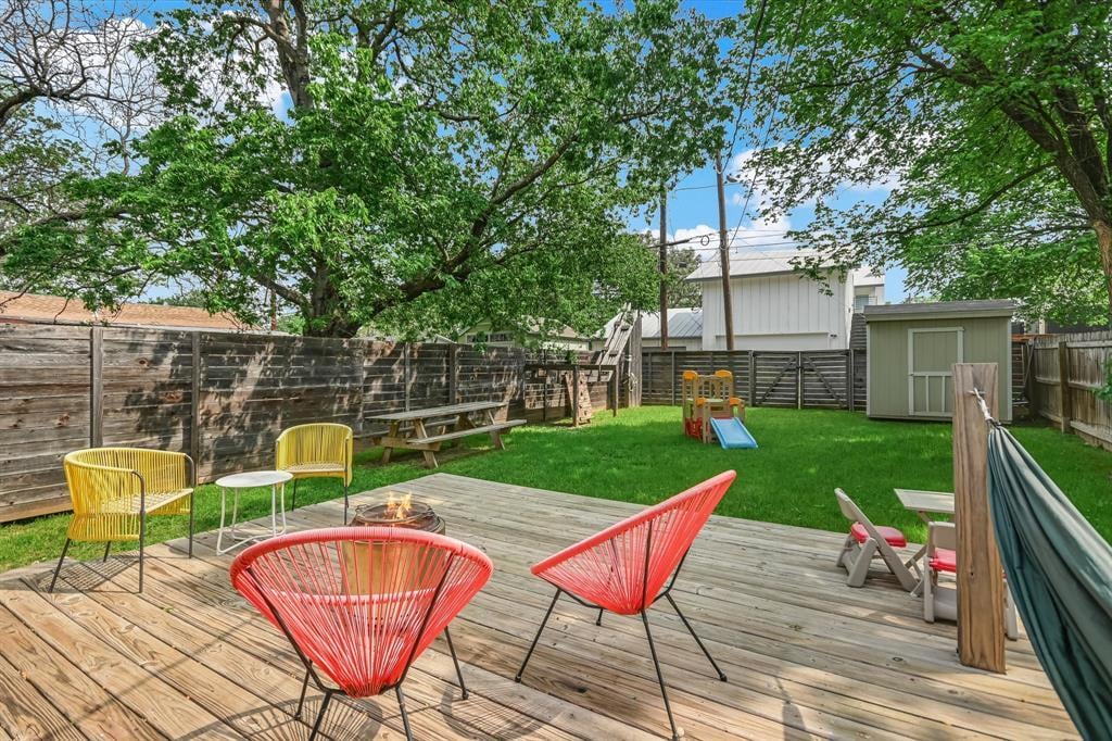 View 1705 E 14th ST Unit #B in 1705 East 14th Street Condos 1705 E 14th ST Unit #B - property photo 1 - Luxury home in 1705 East 14th Street Condos, Austin, TX