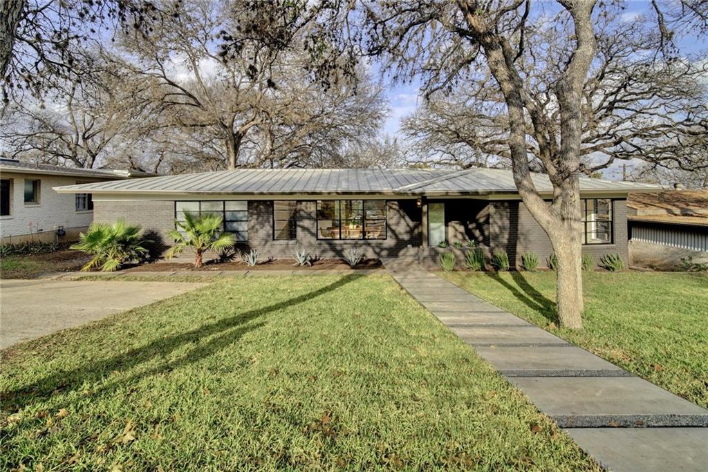 View 1705 Sylvan Dr in Woodland Hills Sec 3 1705 Sylvan Dr - front exterior - Luxury home in Woodland Hills Sec 3, Austin, TX